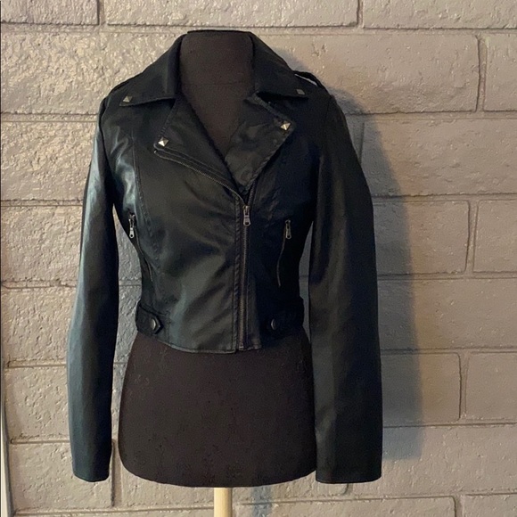 Leather jacket - Picture 1 of 6